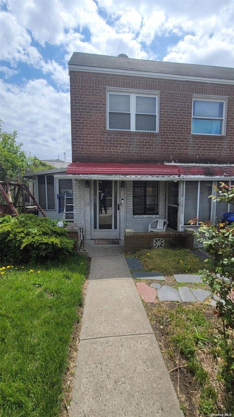 170-46 Foch Blvd, Jamaica, NY 11434