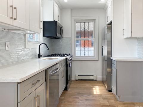 235-18 118 Ave, Cambria Heights, NY 11411