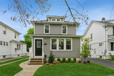 244 Floral Blvd, Floral Park, NY 11001