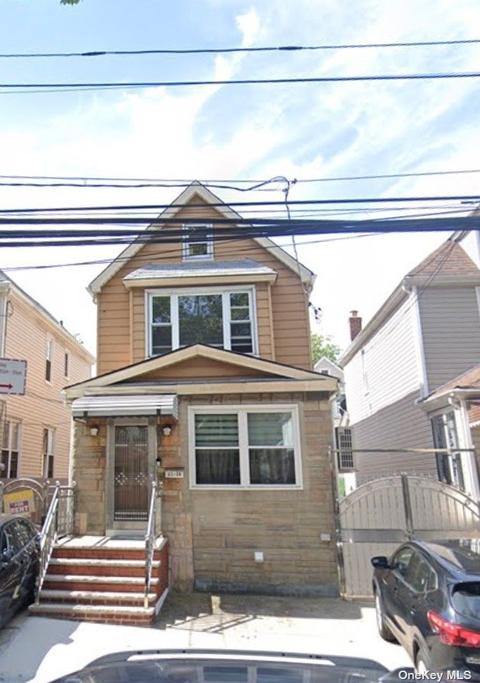 63-04 Booth St, Rego Park, NY 11374