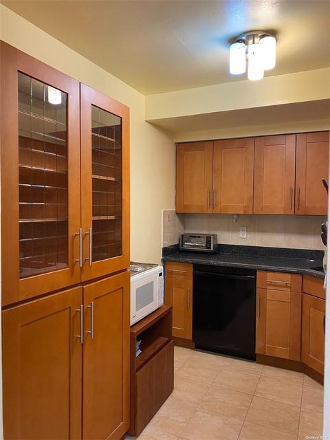 220-42 64th Ave #A, Bayside, NY 11364
