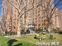 99-05 63rd Dr #5AA, Rego Park, NY 11374