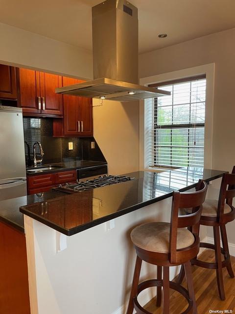 78-32 147 St #3H, Flushing, NY 11367