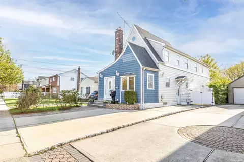 1334 Bellmore Rd, North Bellmore, NY 11710