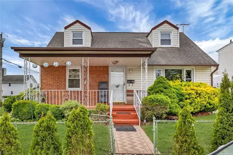 1299 Scimitar Ave, Elmont, NY 11003