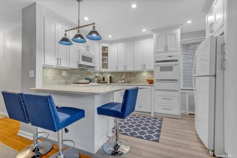 23-45 Bell Blvd #2J, Bayside, NY 11360