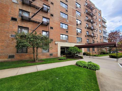 89-40 151 Ave #GD, Howard Beach, NY 11414