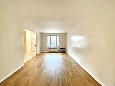 25-14 77 St, East Elmhurst, NY 11370