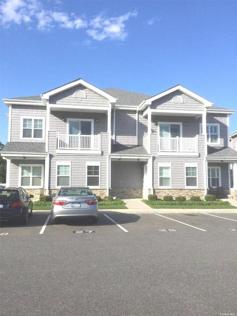36 Winter Pl #36, East Northport, NY 11731