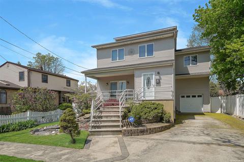 931 Ocean St, Baldwin, NY 11510