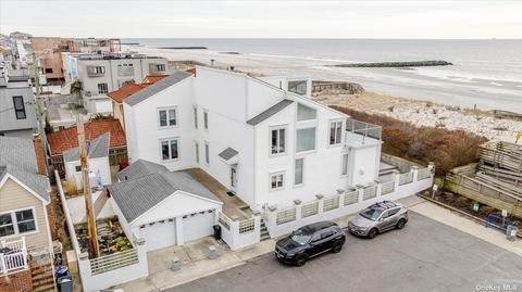 10 Illinois Ave, Long Beach, NY 11561