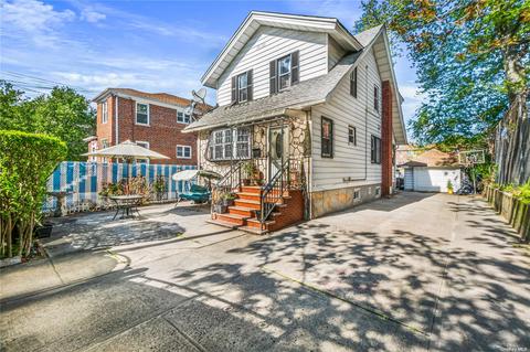 86-09 162nd St, Jamaica, NY 11432