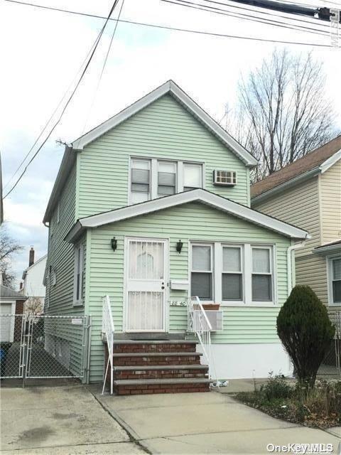 88-40 69th Rd, Forest Hills, NY 11375