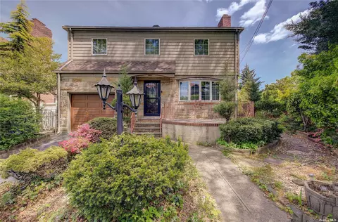 13-17 Malba Dr, Malba, NY 11357