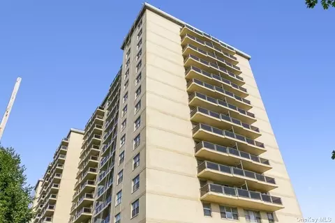 175-20 Wexford Ter #5C, Jamaica, NY 11432