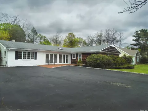 1344 Stony Brook Rd, Stony Brook, NY 11790