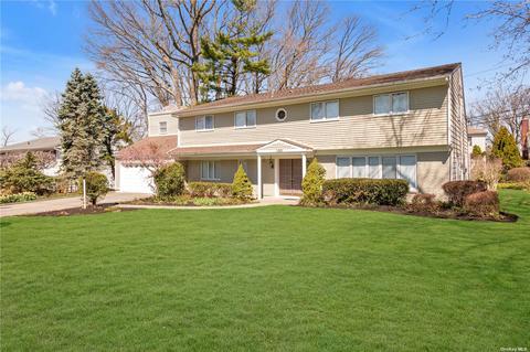 130 Chestnut Rd, Manhasset, NY 11030