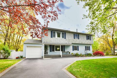 149 4th Ave, Holtsville, NY 11742