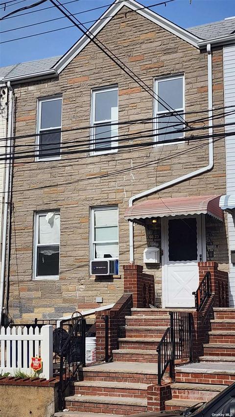 68-23 76th St, Middle Village, NY 11379
