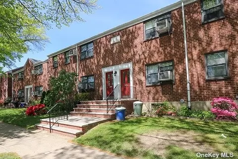 164-09 Willets Point Blvd #UPPER, Whitestone, NY 11357