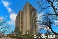110-11 Queens Blvd #6L, Forest Hills, NY 11375