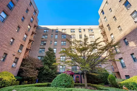 83-25 98th St #5L, Woodhaven, NY 11421