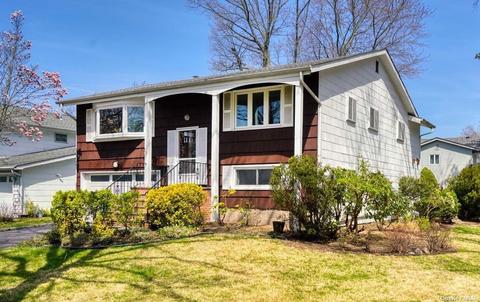 19 Dock Ln, Port Washington, NY 11050