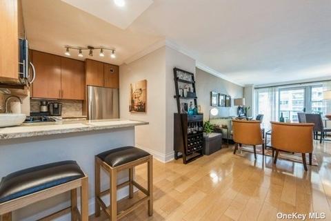 18-05 215th St #10B, Bayside, NY 11360