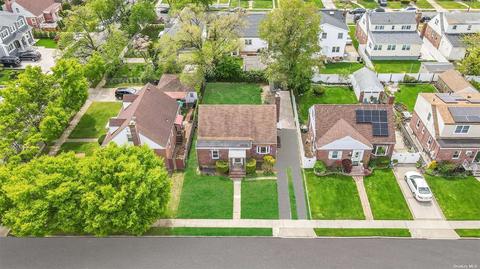 43 Sobro Ave, Valley Stream, NY 11580