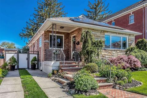 157-29 11th Ave, Beechhurst, NY 11357