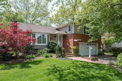 2140 Jackson Pl, Bellmore, NY 11710