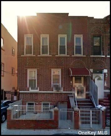 496 E 95 St, Brooklyn, NY 11212