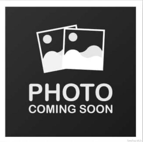 36 Earl Dr, Merrick, NY 11566