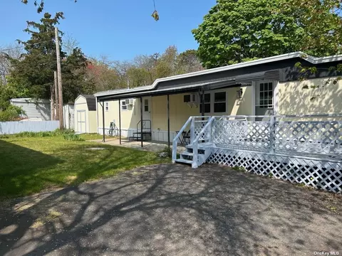 61-37 Forge Rd, Riverhead, NY 11901