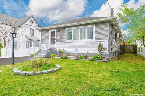 2793 Grand Ave, Baldwin, NY 11510