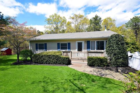 450 Chapman Blvd, Manorville, NY 11949