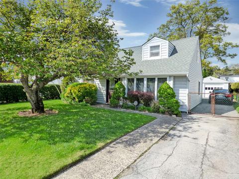27 State St, Valley Stream, NY 11580