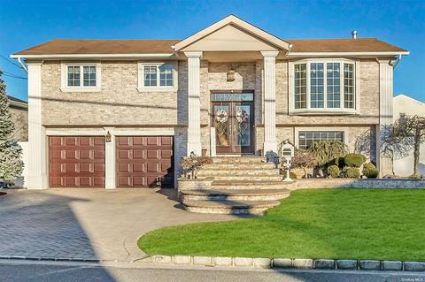 106 Beverly Rd, Massapequa, NY 11758
