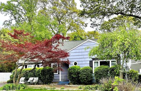 122 Bellecrest Ave, East Northport, NY 11731
