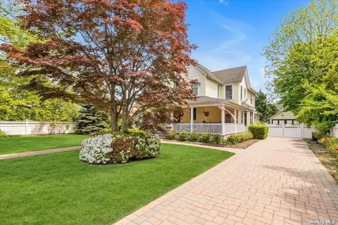 263 N Village Ave, Rockville Centre, NY 11570