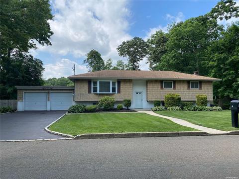 88 Steuben Blvd, Nesconset, NY 11767