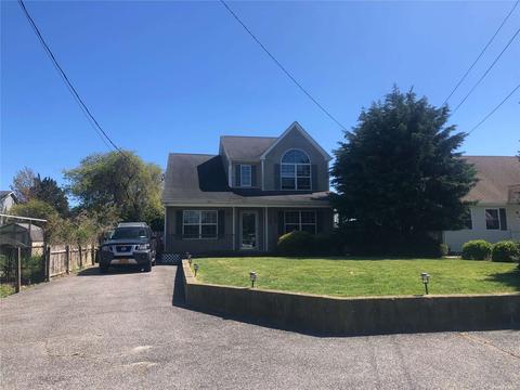 18 Kent Dr, Shirley, NY 11967