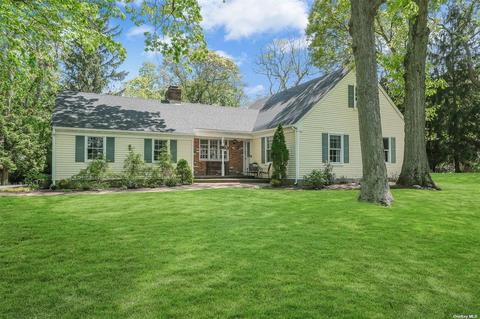 20 Whitford Rd, Stony Brook, NY 11790