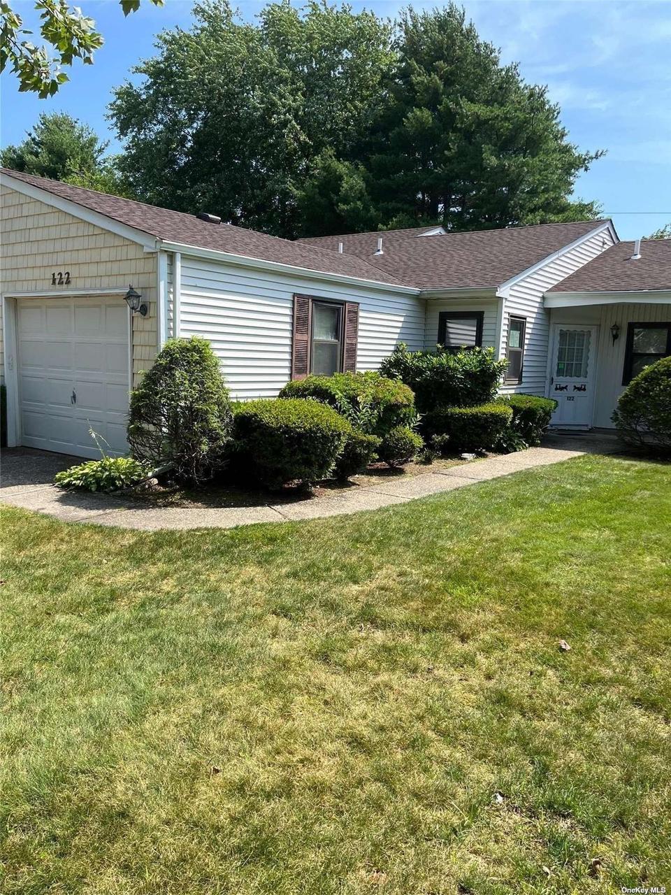 122 Knolls Dr 122, Stony Brook, NY 11790 4 Photos Movoto