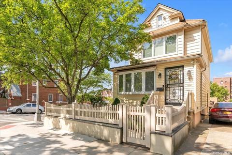 52-76 66th St, Maspeth, NY 11378