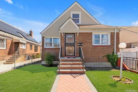 109-25 207th St, Queens Village, NY 11429