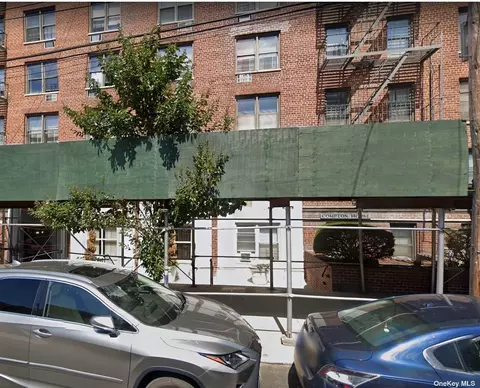 175-45 88th Ave #5B, Jamaica, NY 11432