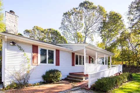 107 Kirk Ave, Montauk, NY 11954