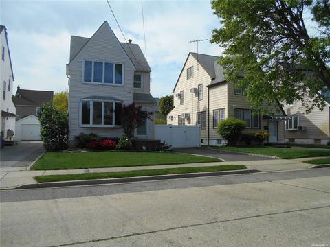 53 Liggett Rd, Valley Stream, NY 11581