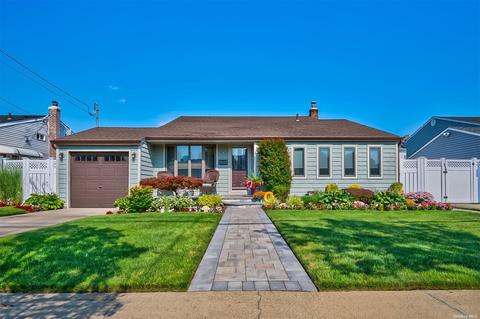 325 Atlantic Ave, Massapequa Park, NY 11762